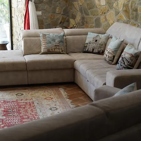 Salviati Apartment *